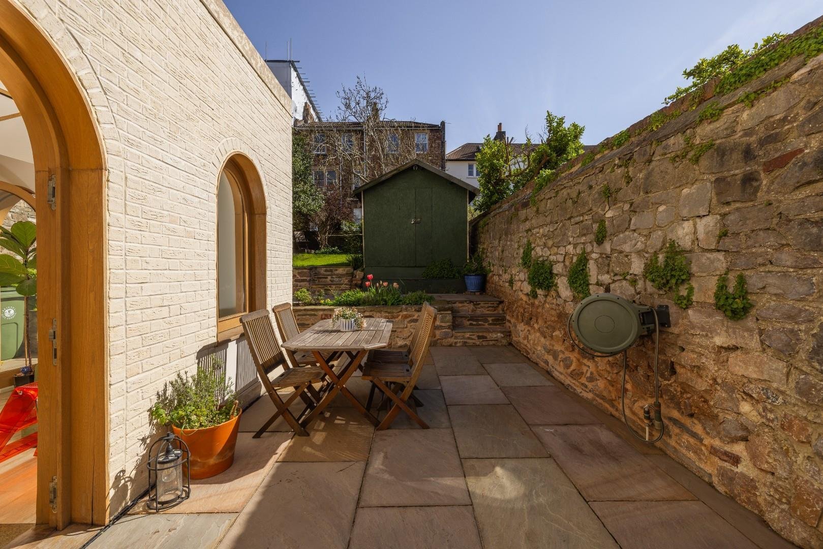 Aberdeen road cotham 34602077 char9723