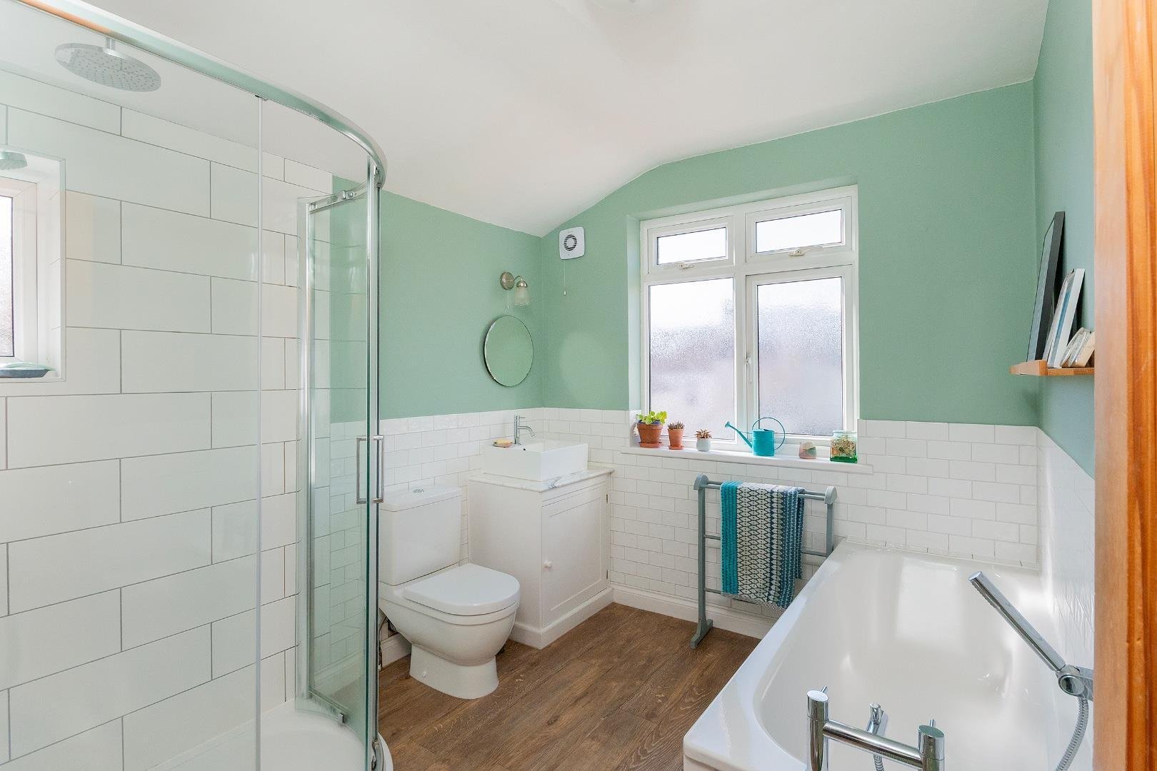 Almorah road victoria park 34218068 1 a7 rvp bathroom b
