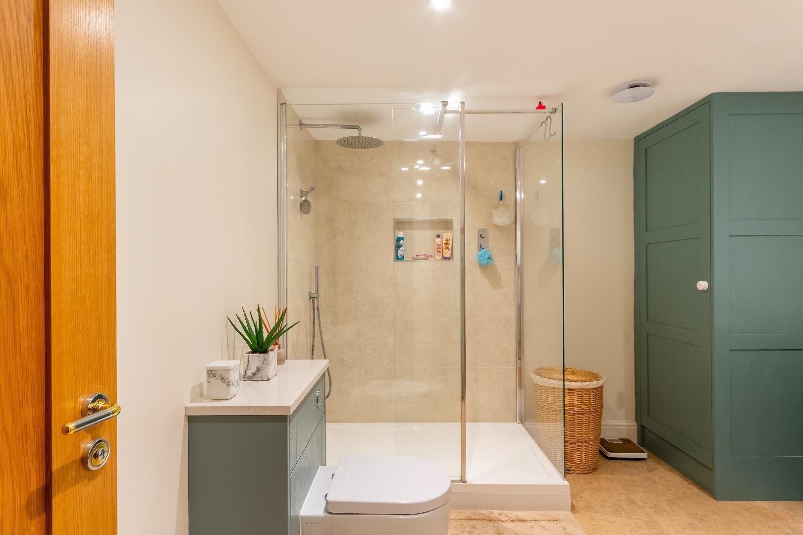 Alpha road southville 33866946 4 a2 rsv bathroom b