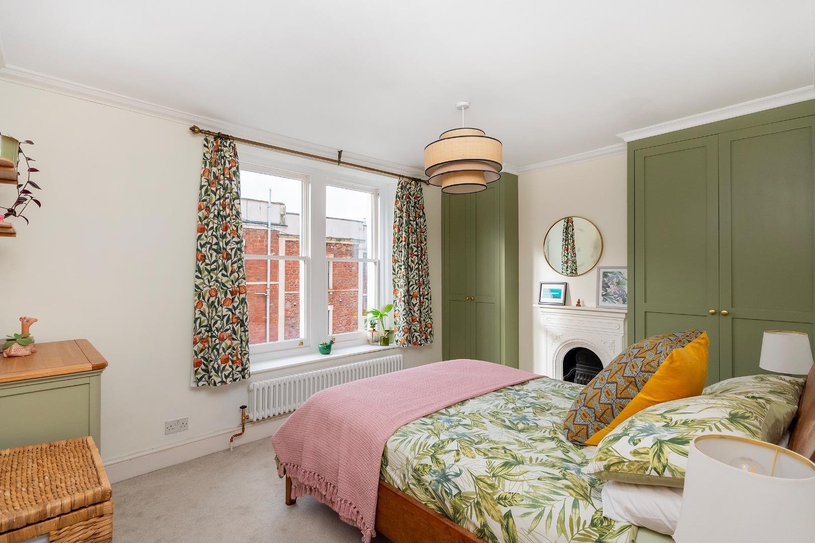 Ambra terrace cliftonwood 34292136 0 a4 tcd bedroom g