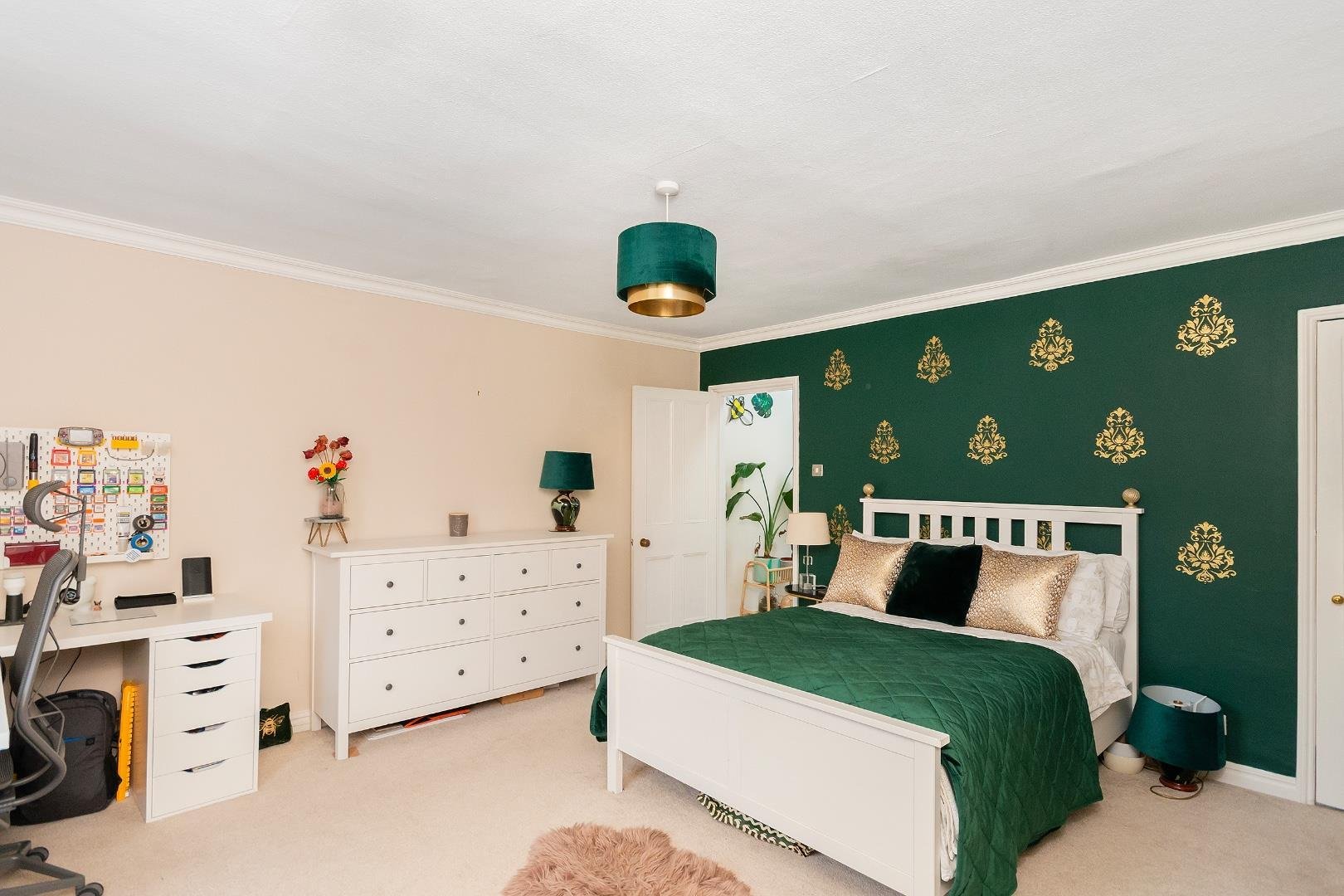 Ambra vale west cliftonwood 34752813 u1 m3 avwcd bedroom h