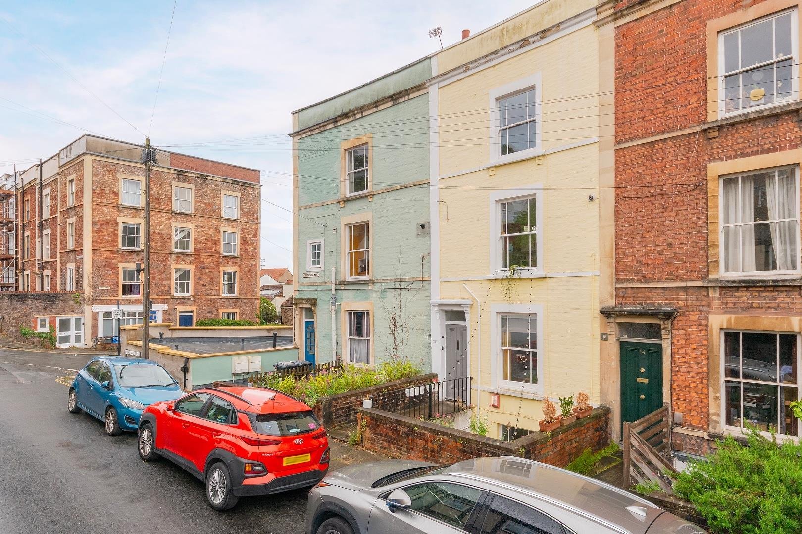 Ambra vale west cliftonwood 34752813 u1 m3 avwcd external b