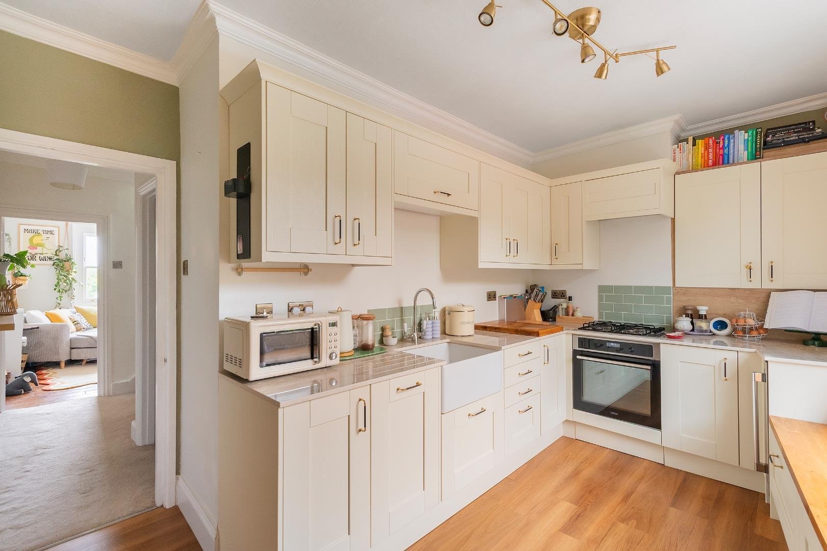 Ambra vale west cliftonwood 34752813 u1 m3 avwcd kitchen b