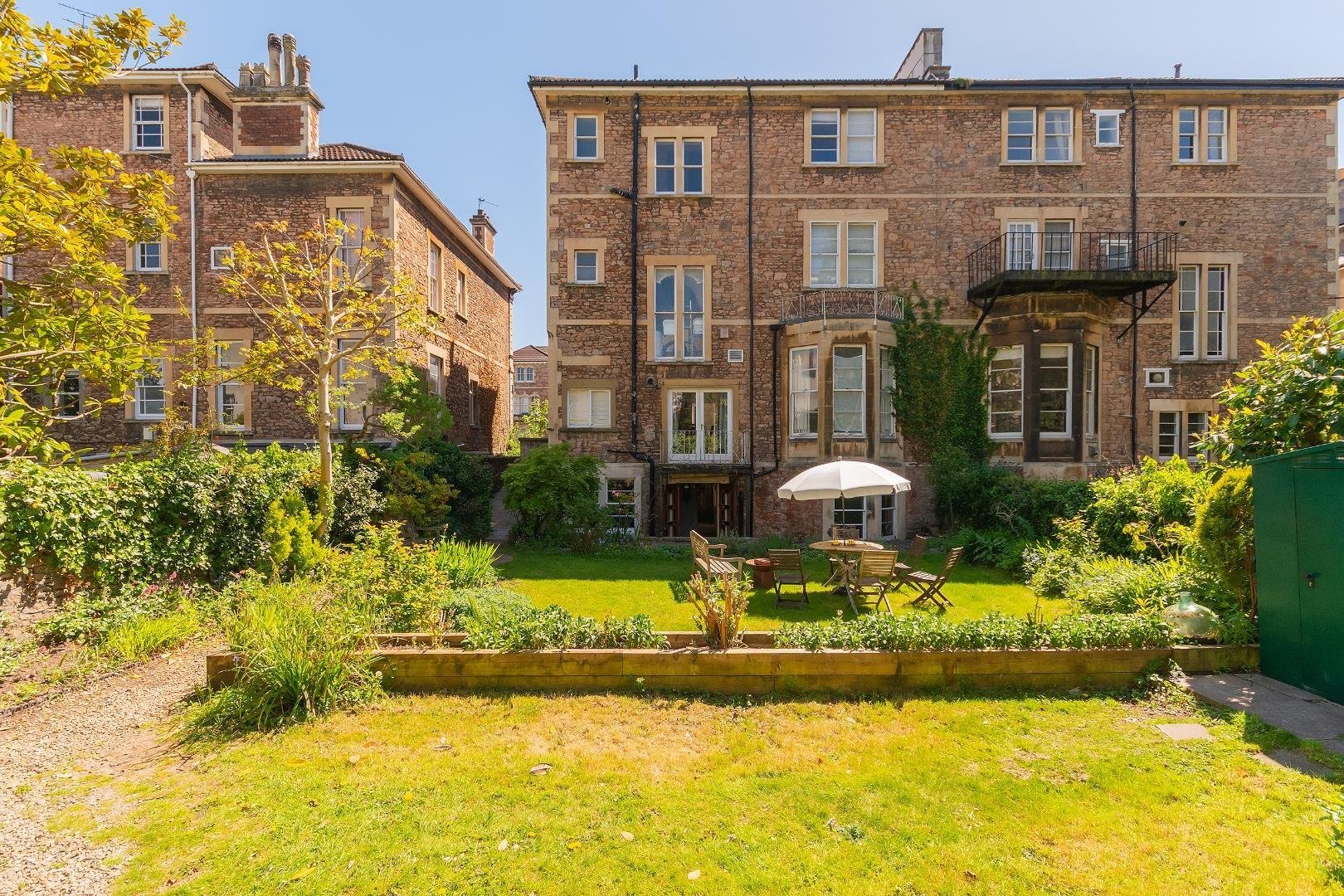 Apsley road clifton 34654021 b2 f7 arcn external h