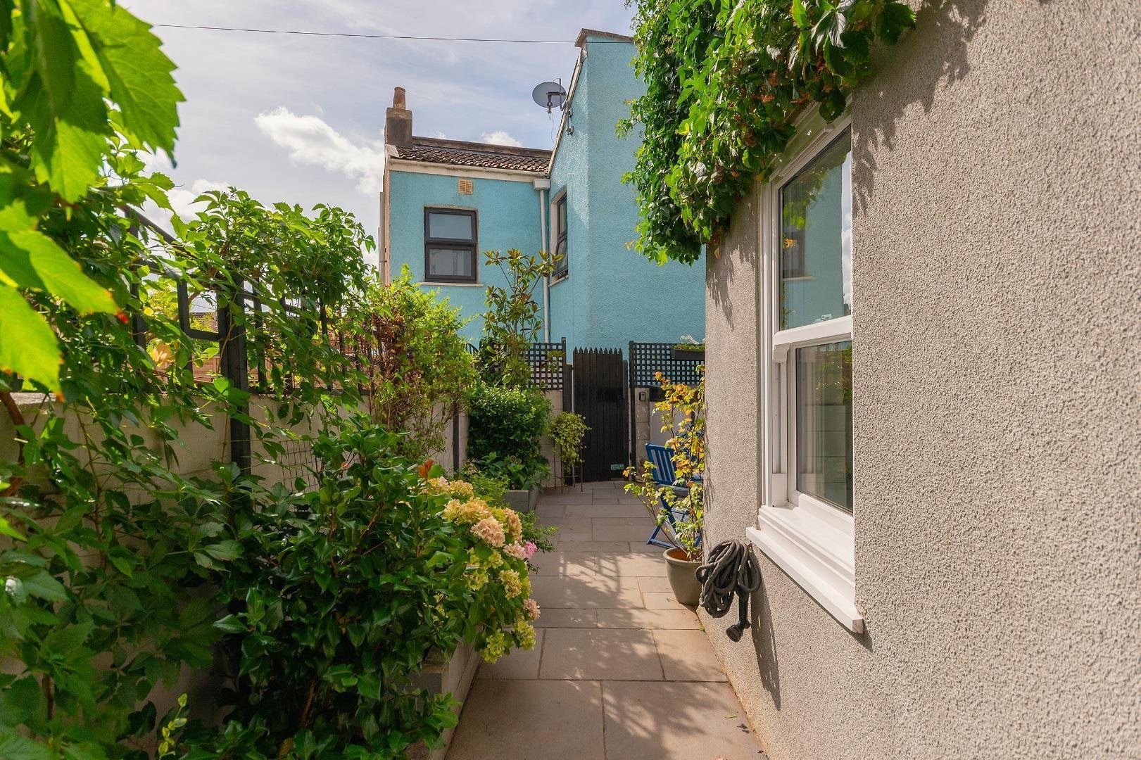 Ashton road ashton 33413079 3 a0 rbr external i