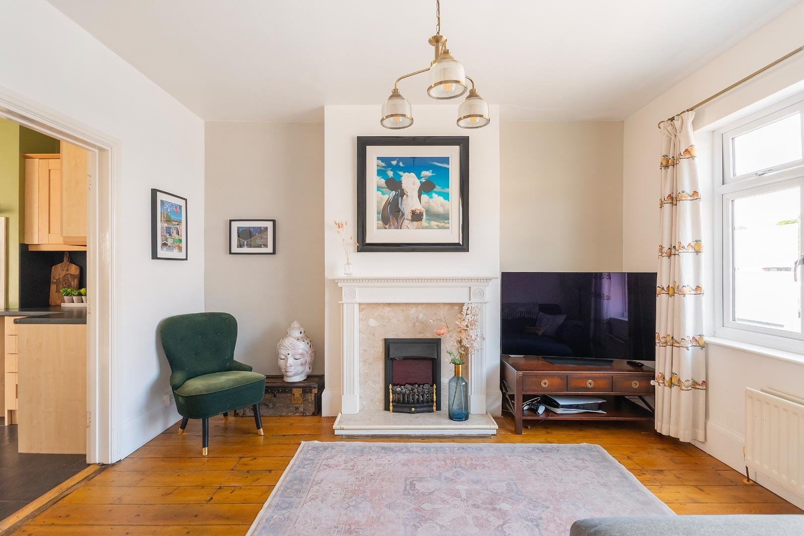 Ashville road ashton 33995666 0 a5 ran living room c