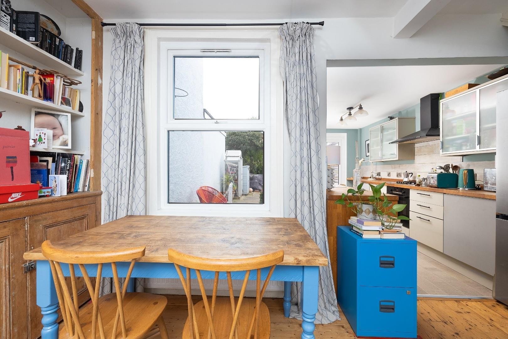 Balmain street totterdown 34146855 cd7 a1172