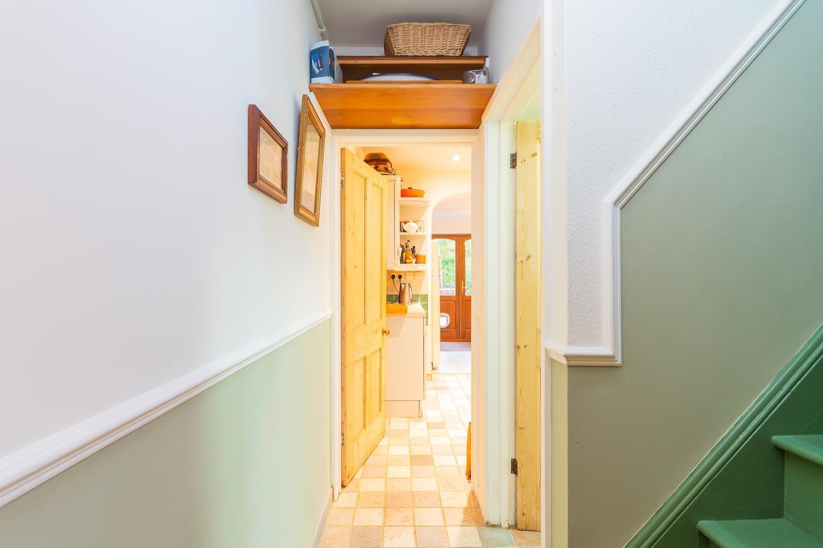 Birdwell road long ashton 31960943 daorllewdrib92 hallway a