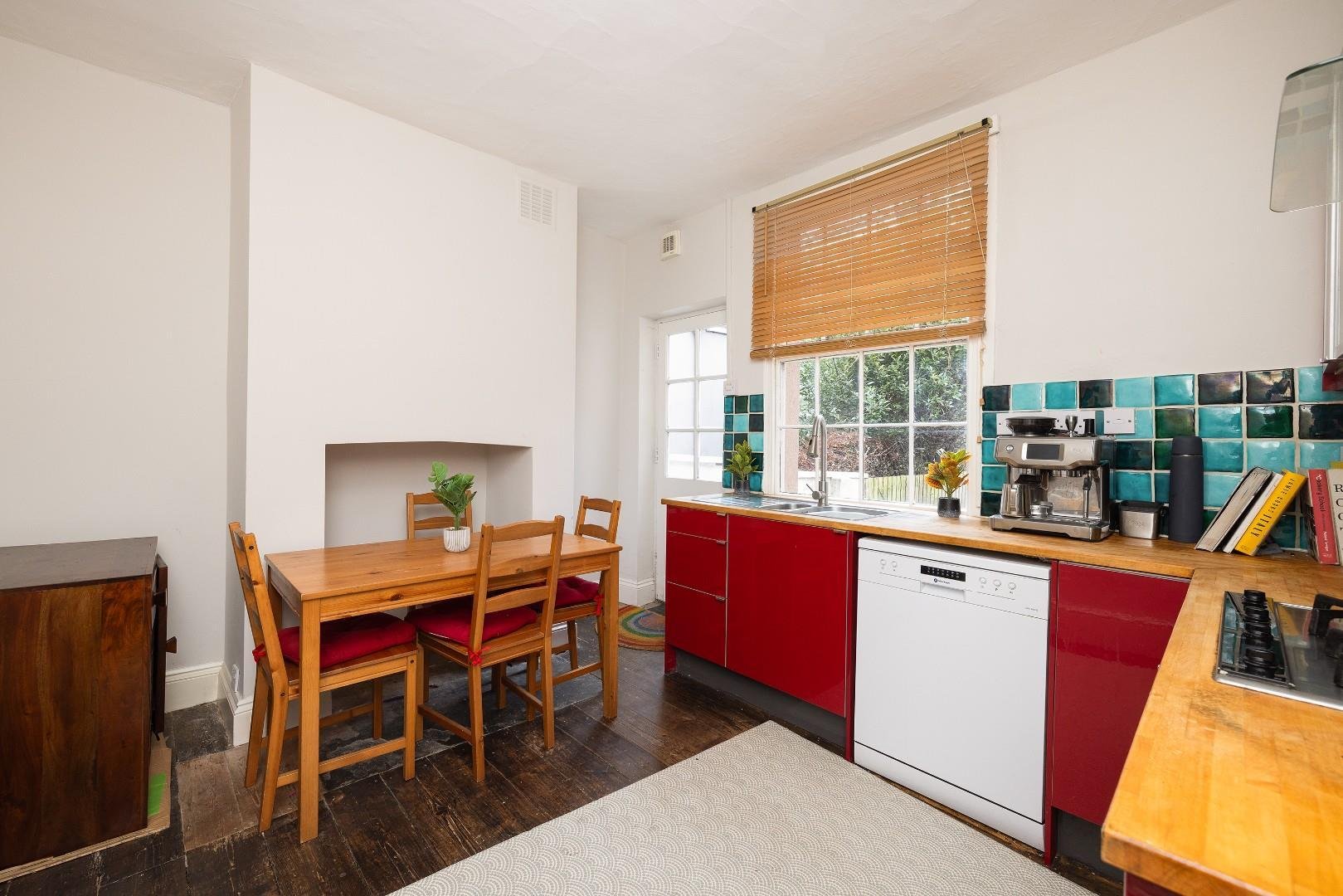 Bower ashton terrace ashton 34370053 char5288