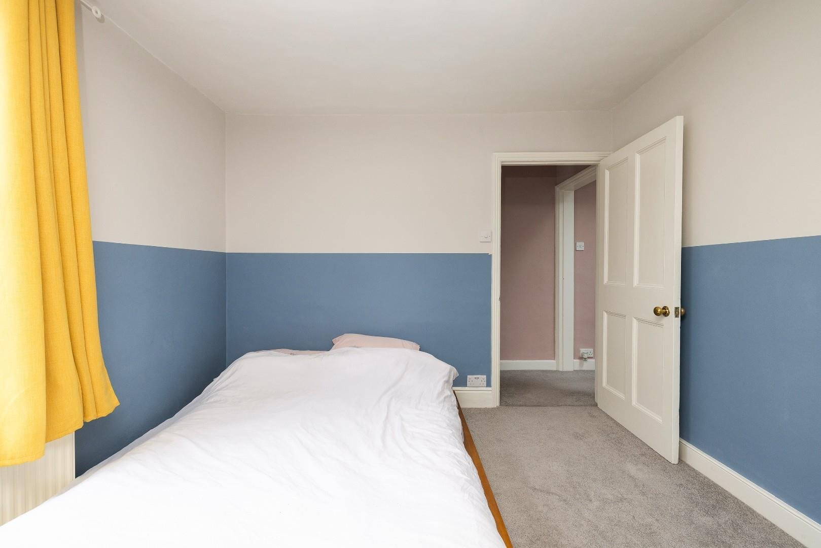 Bower ashton terrace ashton 34370053 char5325