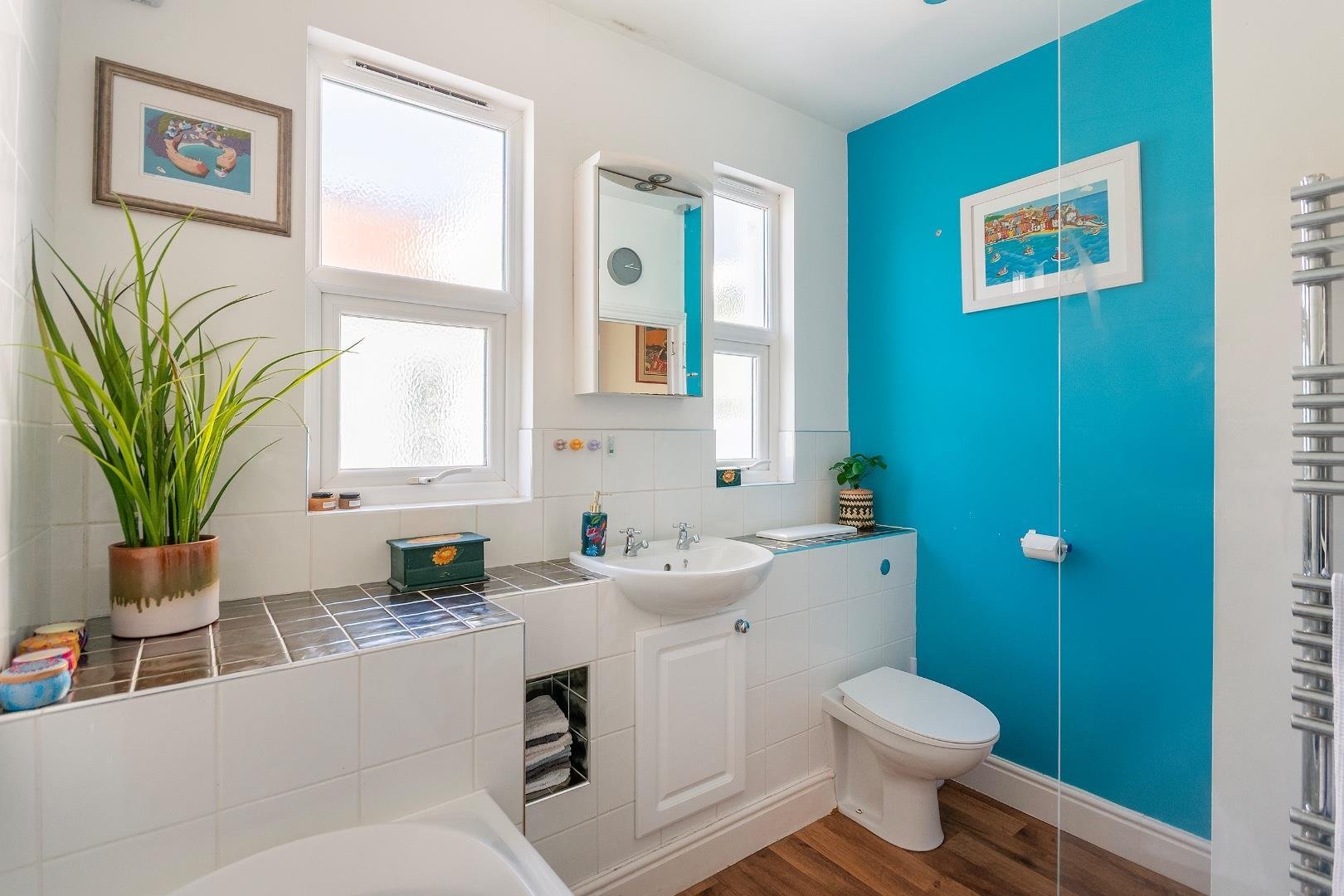 Brecknock road knowle 34211138 3 b9 rke bathroom a
