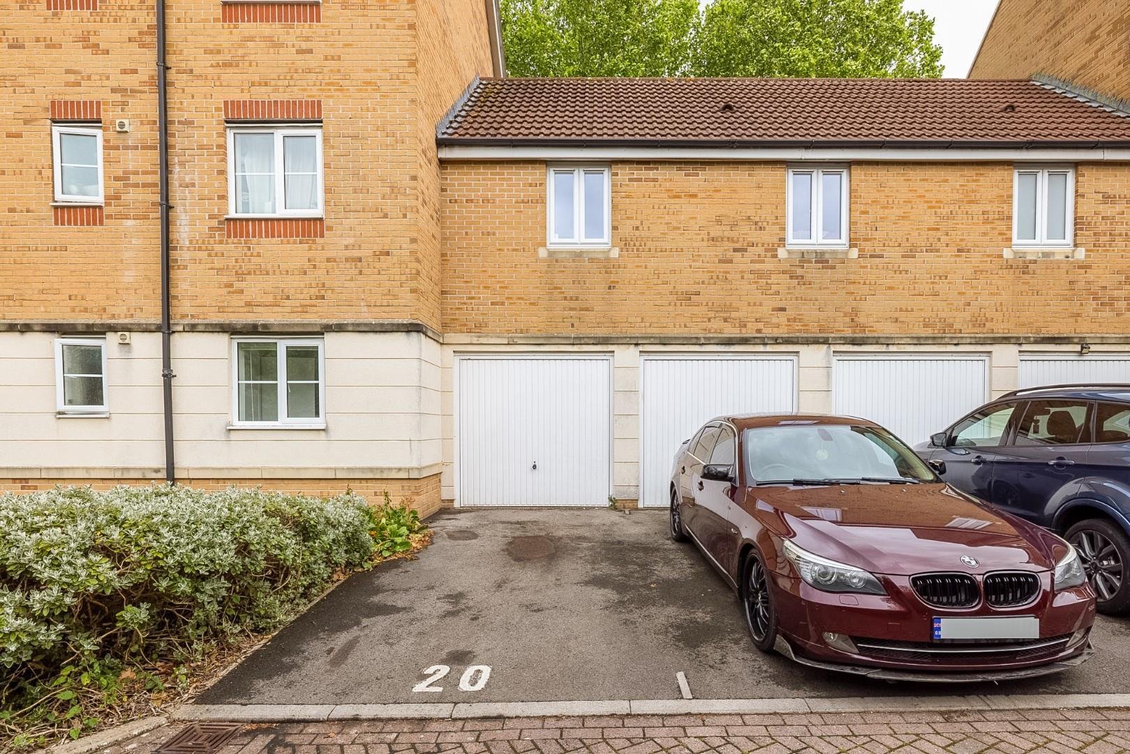 Bristol south end bedminster 34702345 char9999