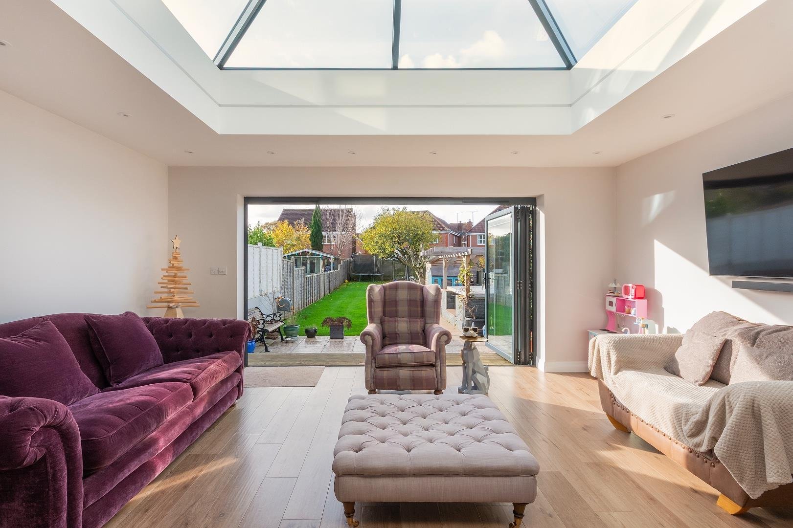 Bromley heath road downend 34356644 1 b2 h9 rdd lounge d