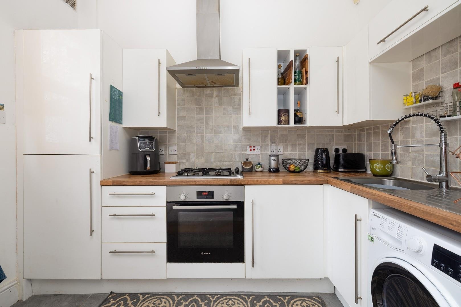 Brook road fishponds 34358913 char8579