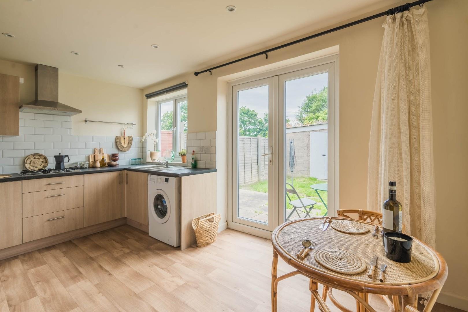 Bryant gardens clevedon 33219031 83brygar 12