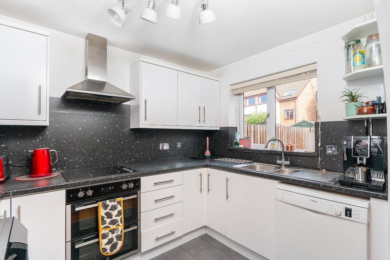 Canada way spike island 34226983 4 w0 csi kitchen a