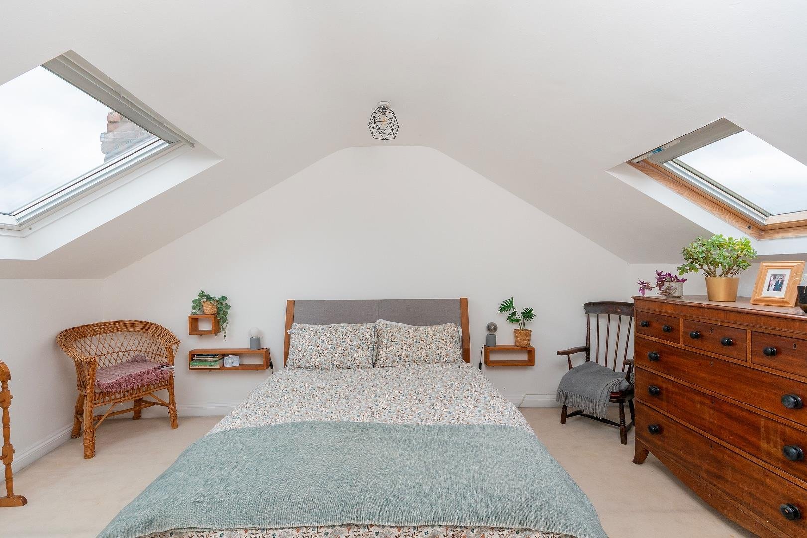 Carlyle road greenbank 33905566 8 c6 ren bedroom j