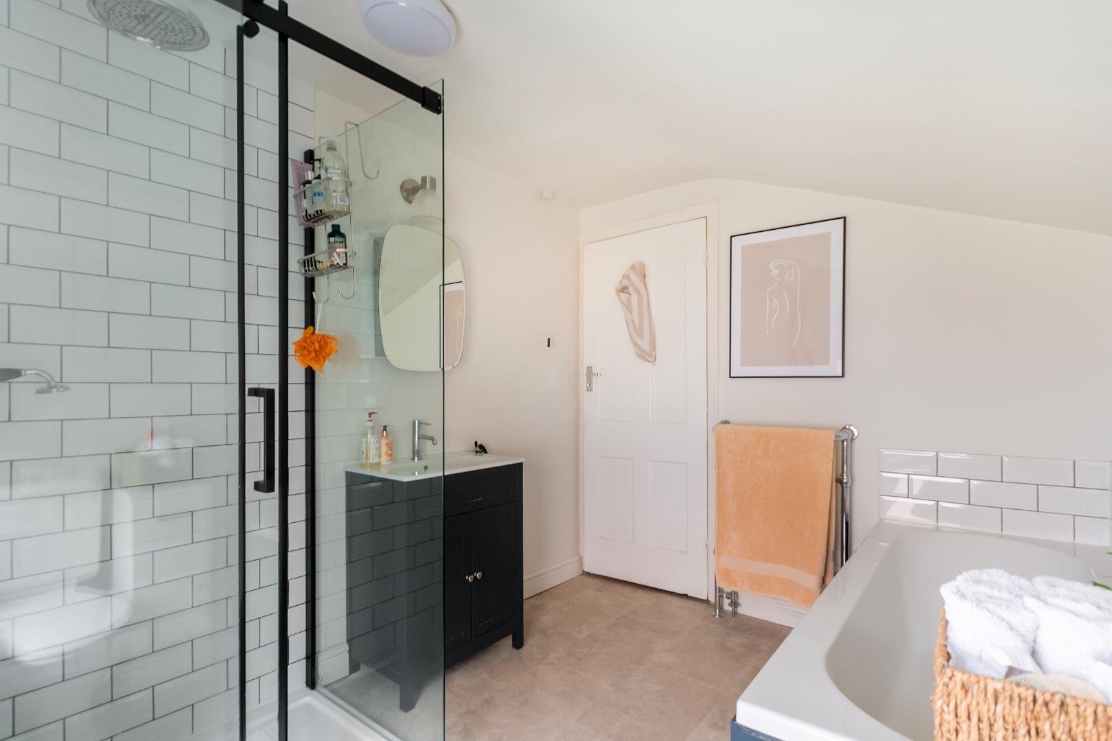 Carlyle road greenbank 34404161 6 c3 rgk bathroom a