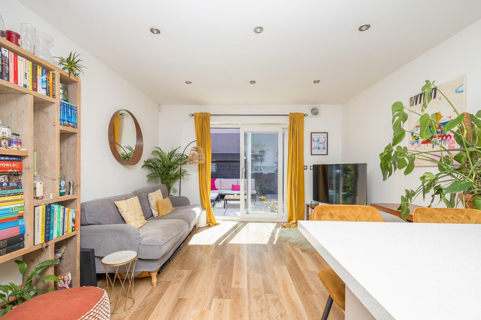 Catherine mead street southville 33865808 cd7 a8007