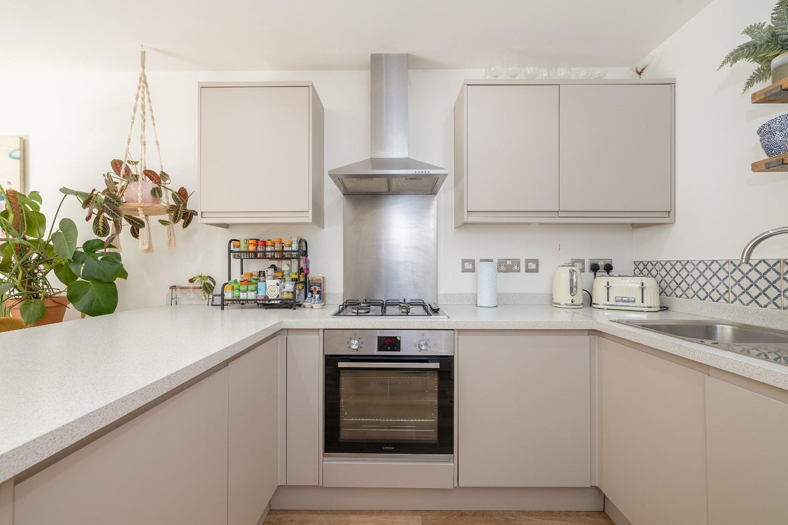 Catherine mead street southville 33865808 cd7 a8010