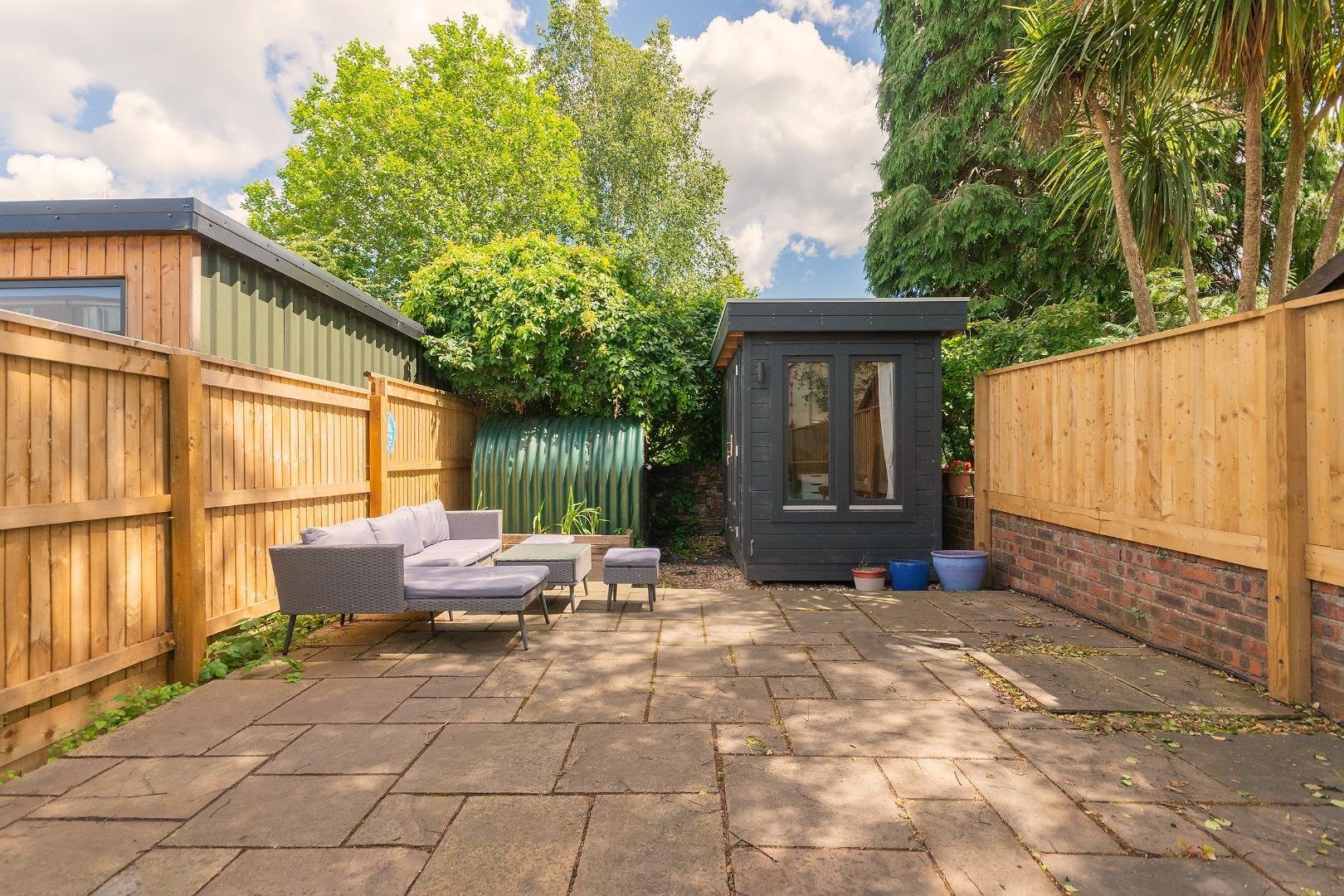 Chester park road fishponds 34788286 1 c5 prsl external h