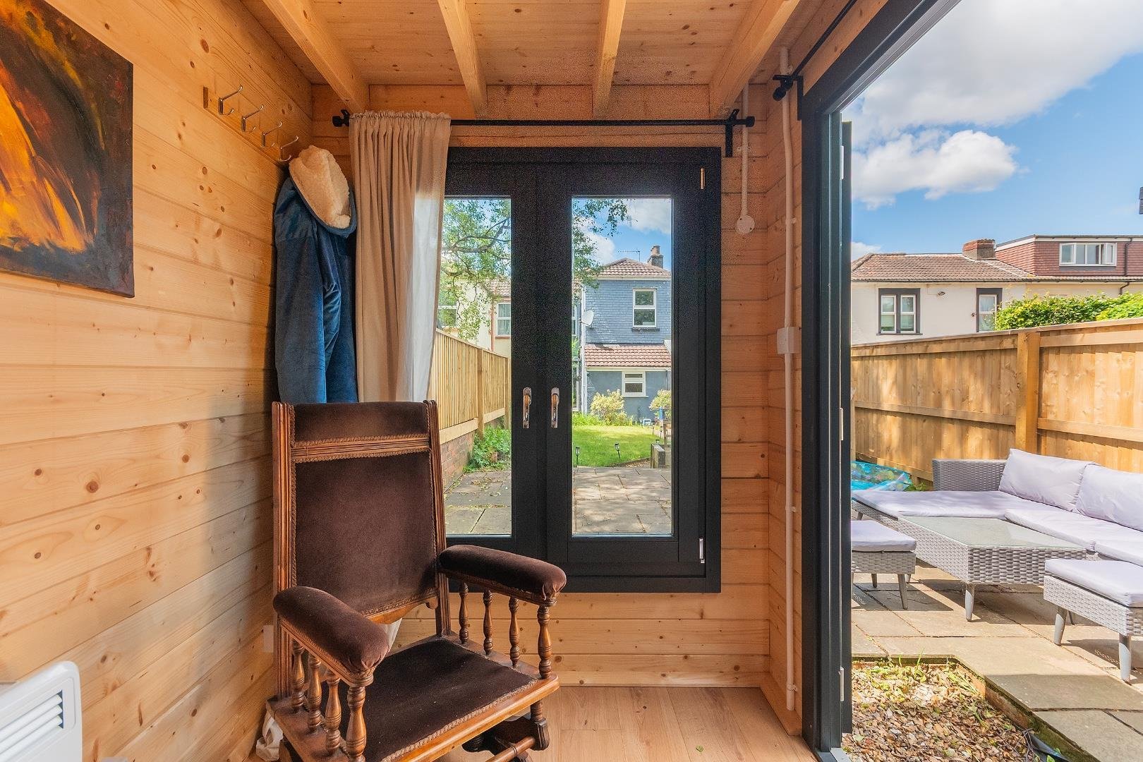 Chester park road fishponds 34788286 1 c5 prsl garden room a