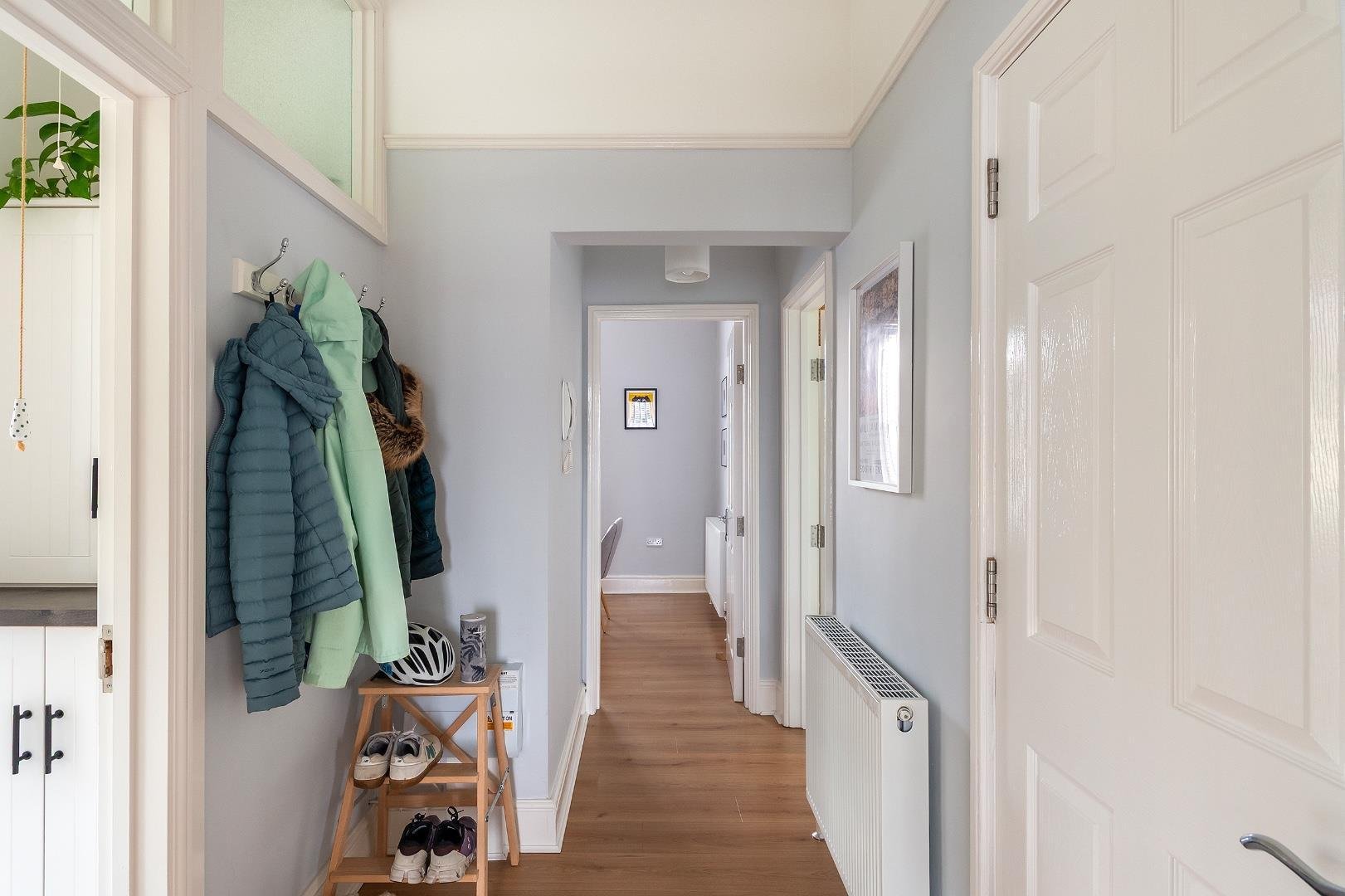 Chesterfield road st andrews 33800593 f1 f0 f1 crsa hallway a