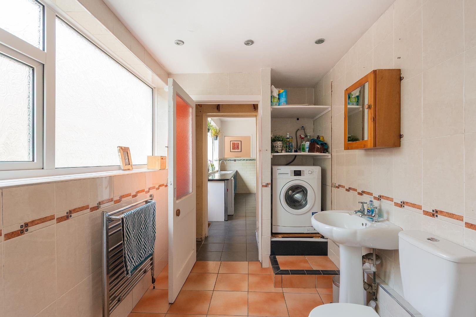 Clare road easton 33889836 0 c6 ren bathroom a