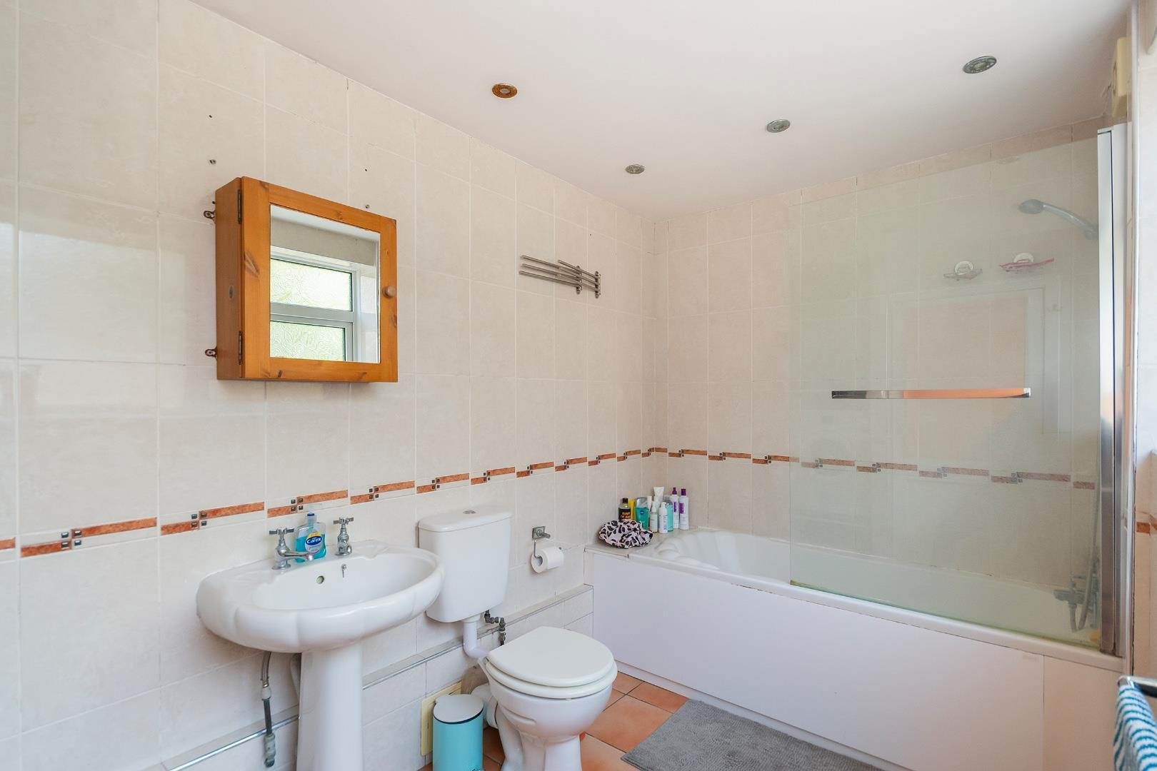 Clare road easton 33889836 0 c6 ren bathroom b
