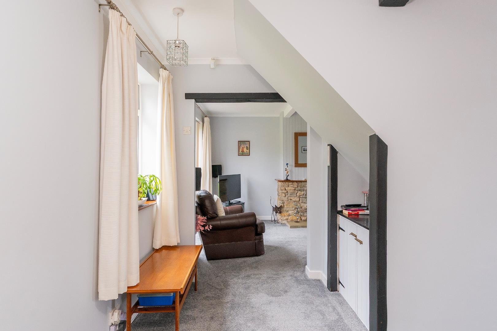 Clare road kingswood 34570987 3 c1 rkd dining room b