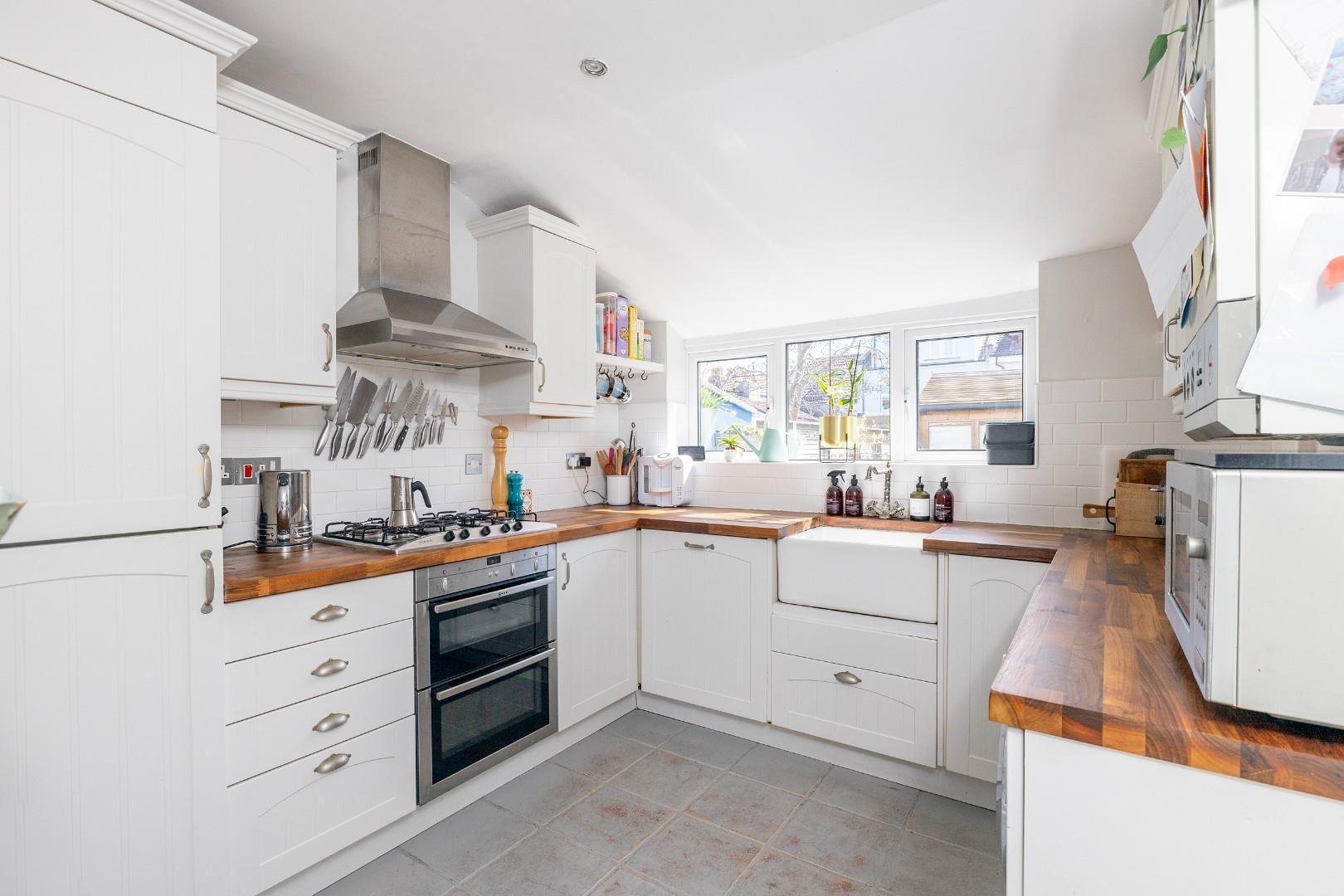 Cleeve road knowle 33045031 cd7 a2376 hdr