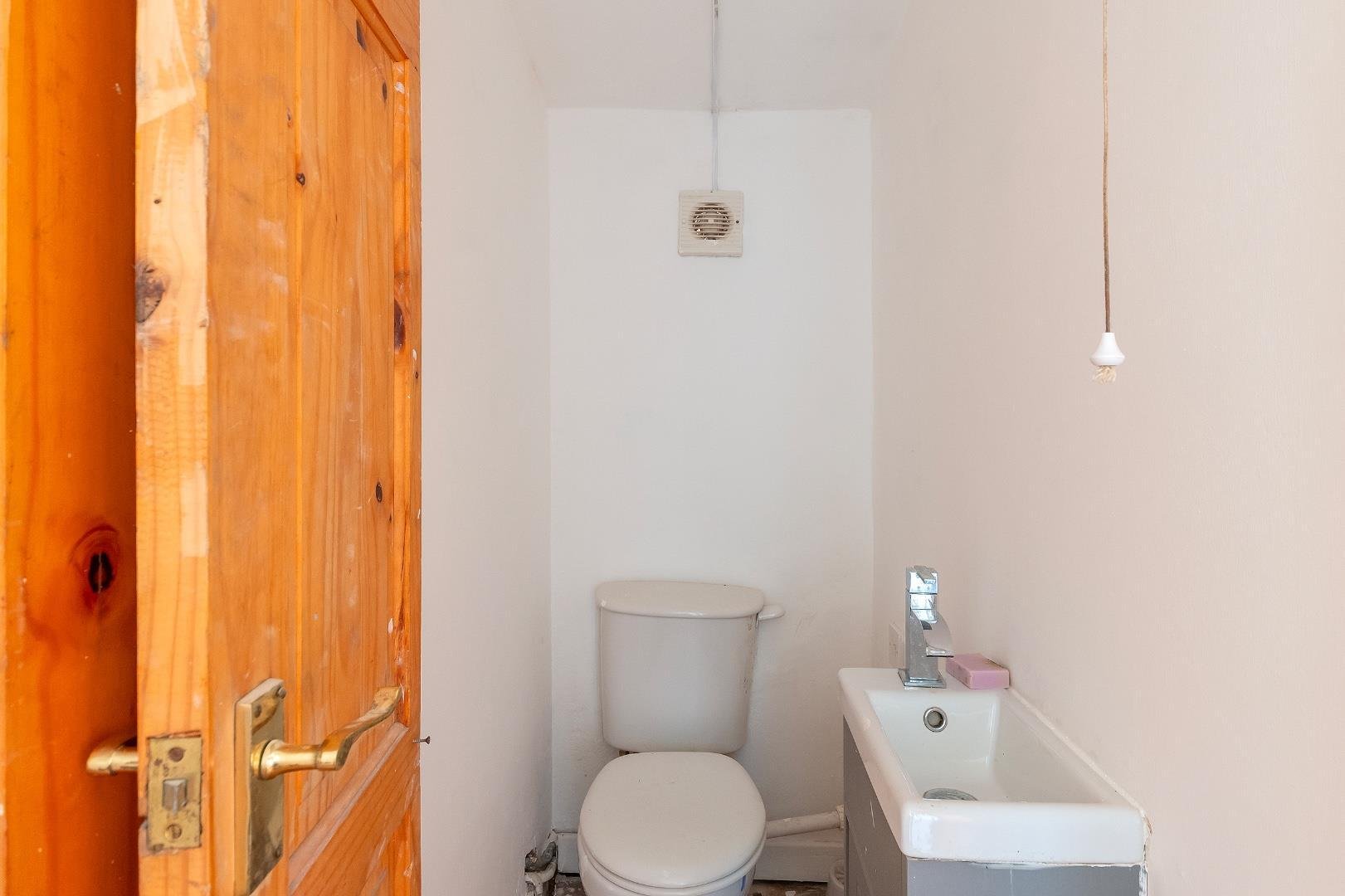 Clifton place st judes 33610286 scspsj wc a