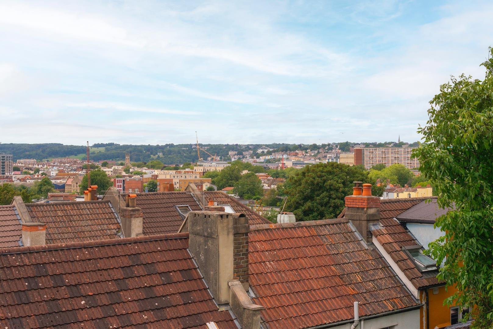 Clifton view totterdown 32565128 weivnotfilc60 bedroom view a