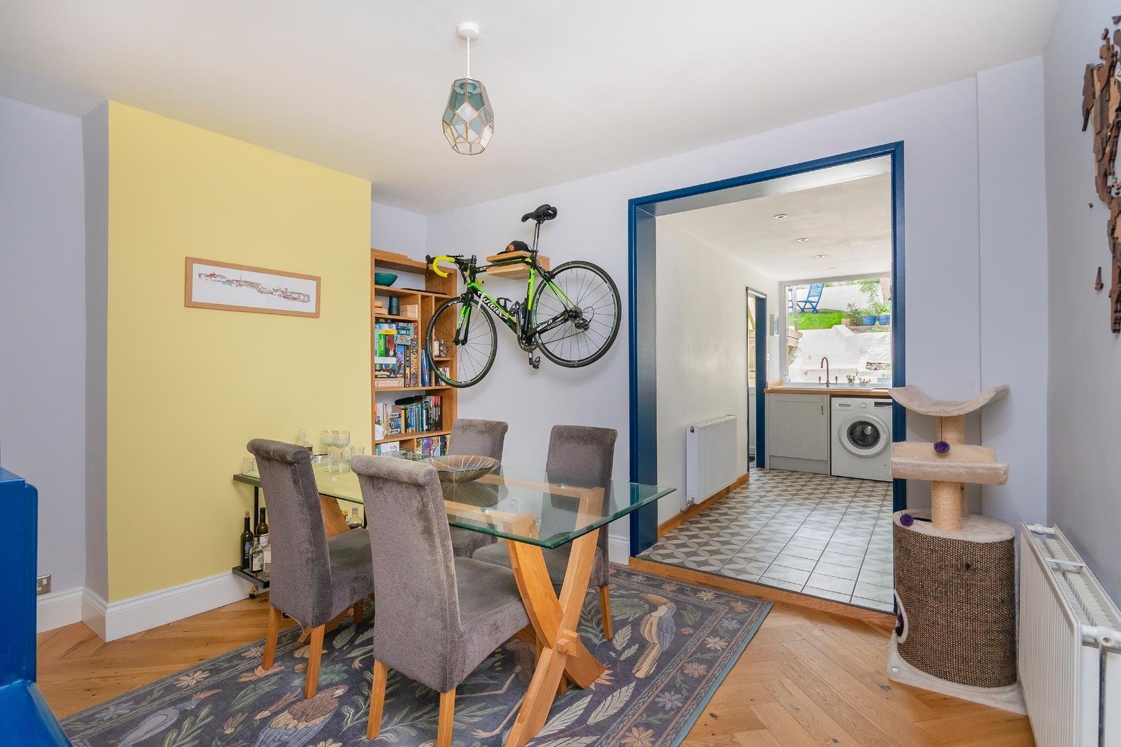Clifton view totterdown 32565128 weivnotfilc60 dining room c