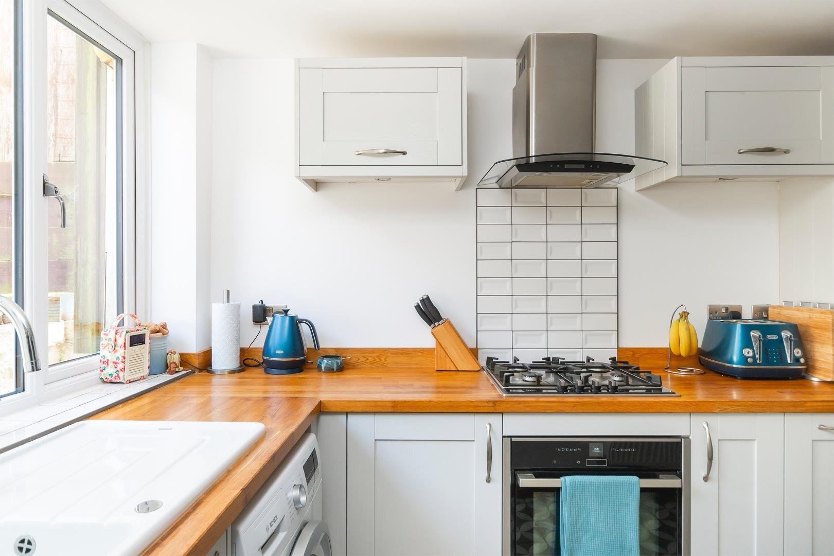 Clifton view totterdown 32565128 weivnotfilc60 kitchen b