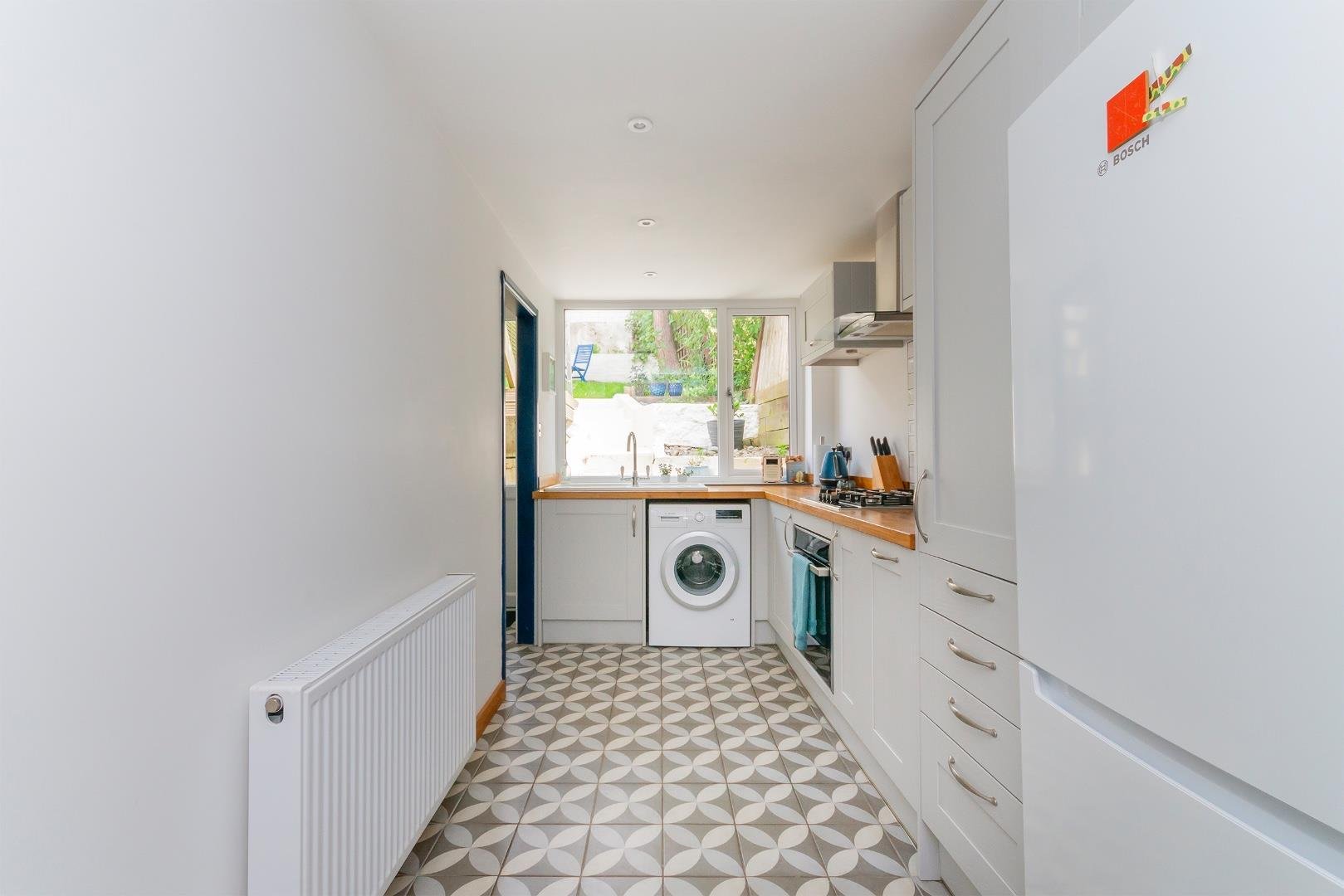 Clifton view totterdown 32565128 weivnotfilc60 kitchen e