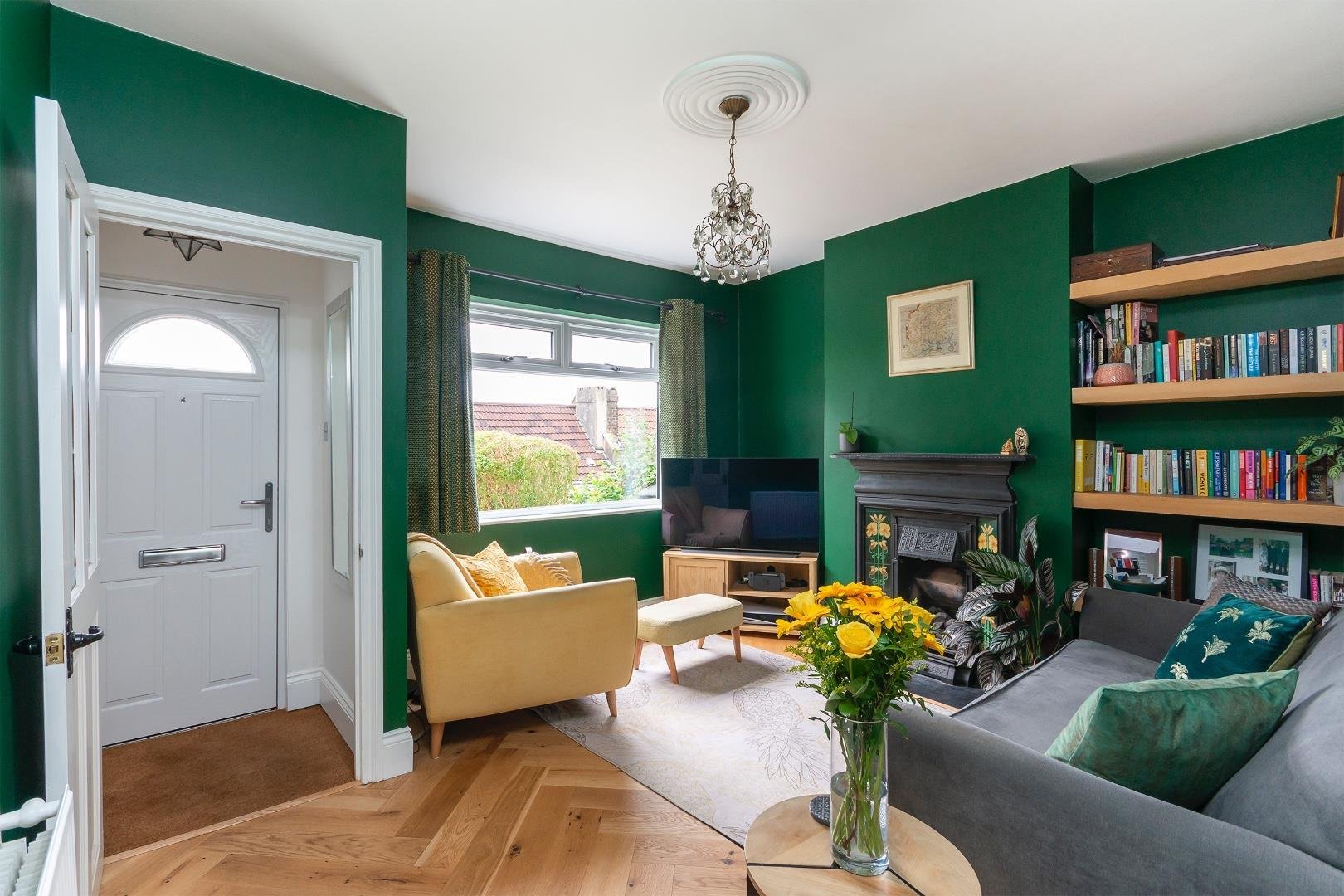 Clifton view totterdown 32565128 weivnotfilc60 living room c