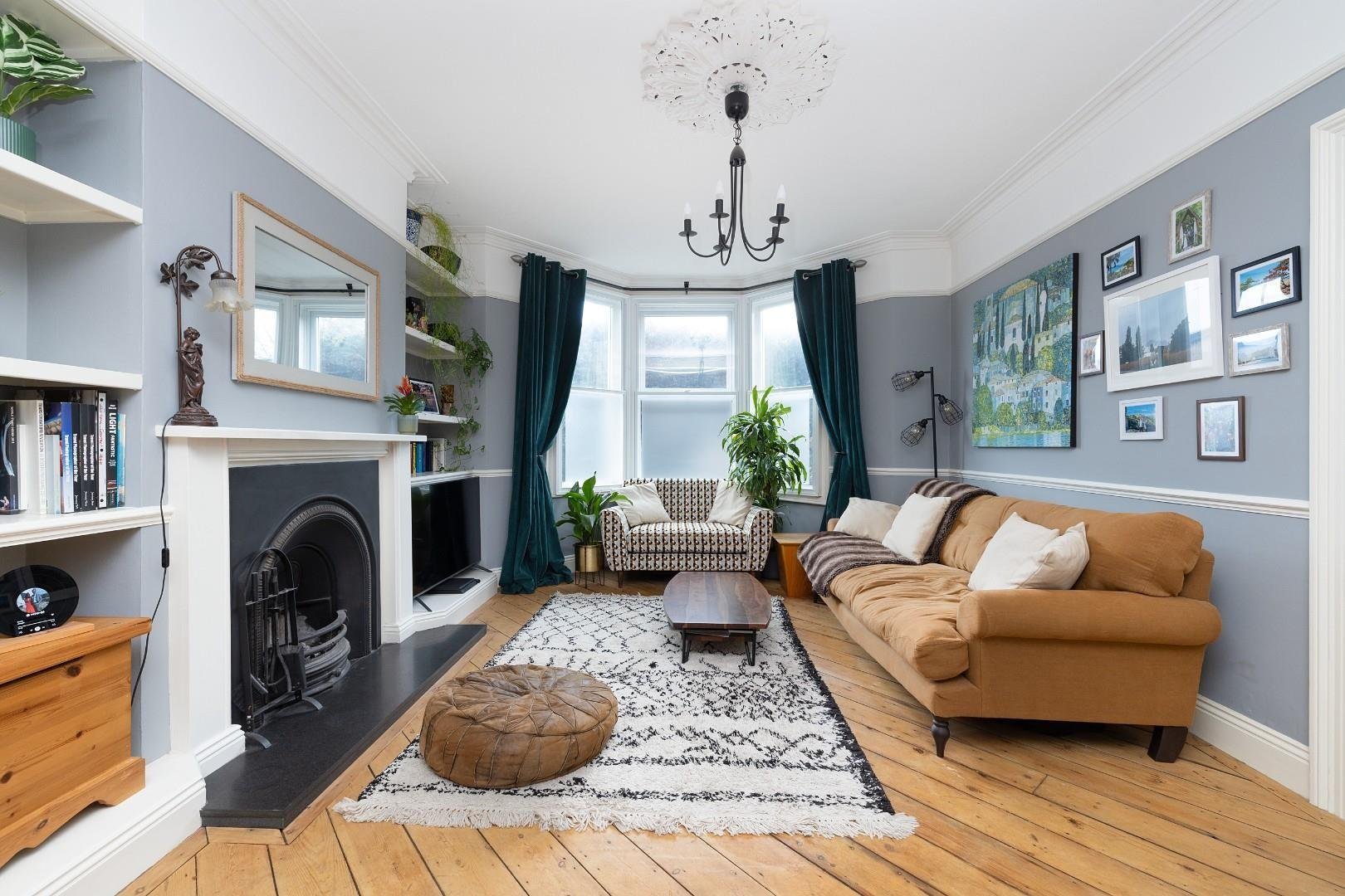 Coronation road southville 33725367 1