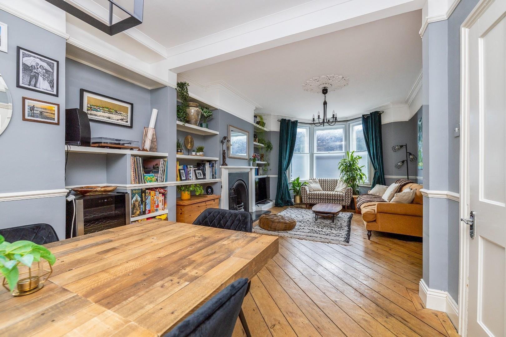Coronation road southville 33725367 4