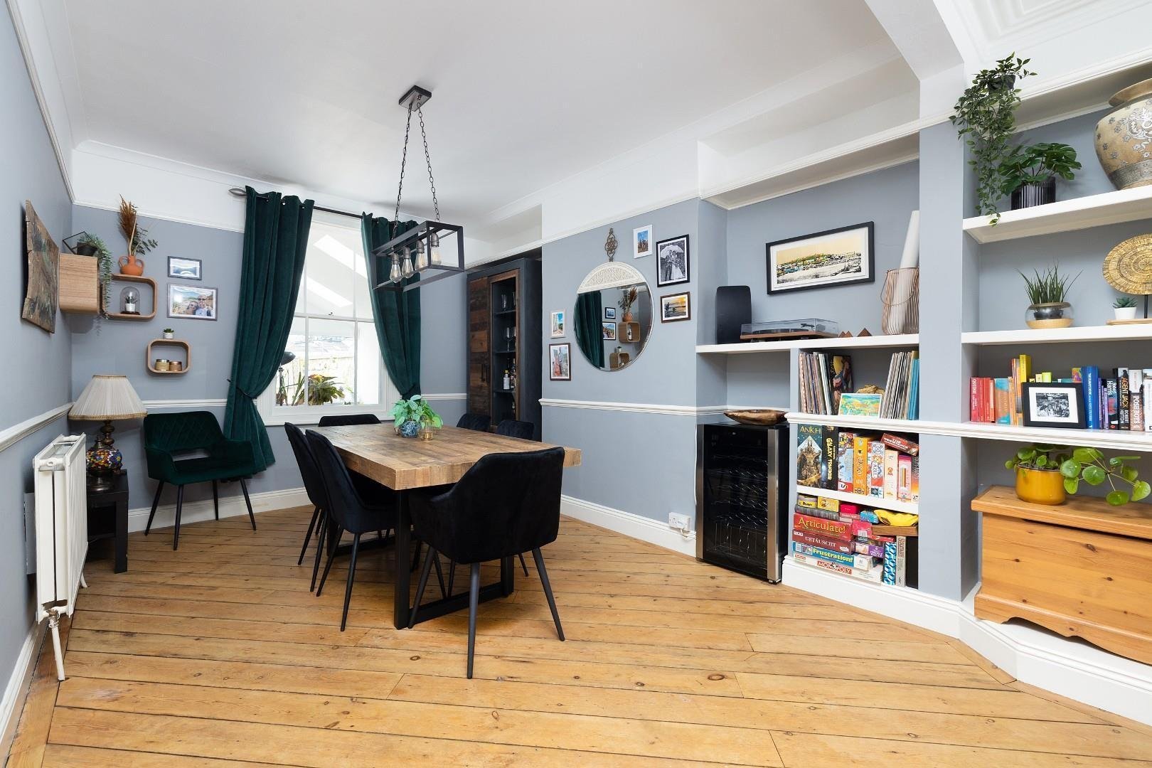 Coronation road southville 33725367 7