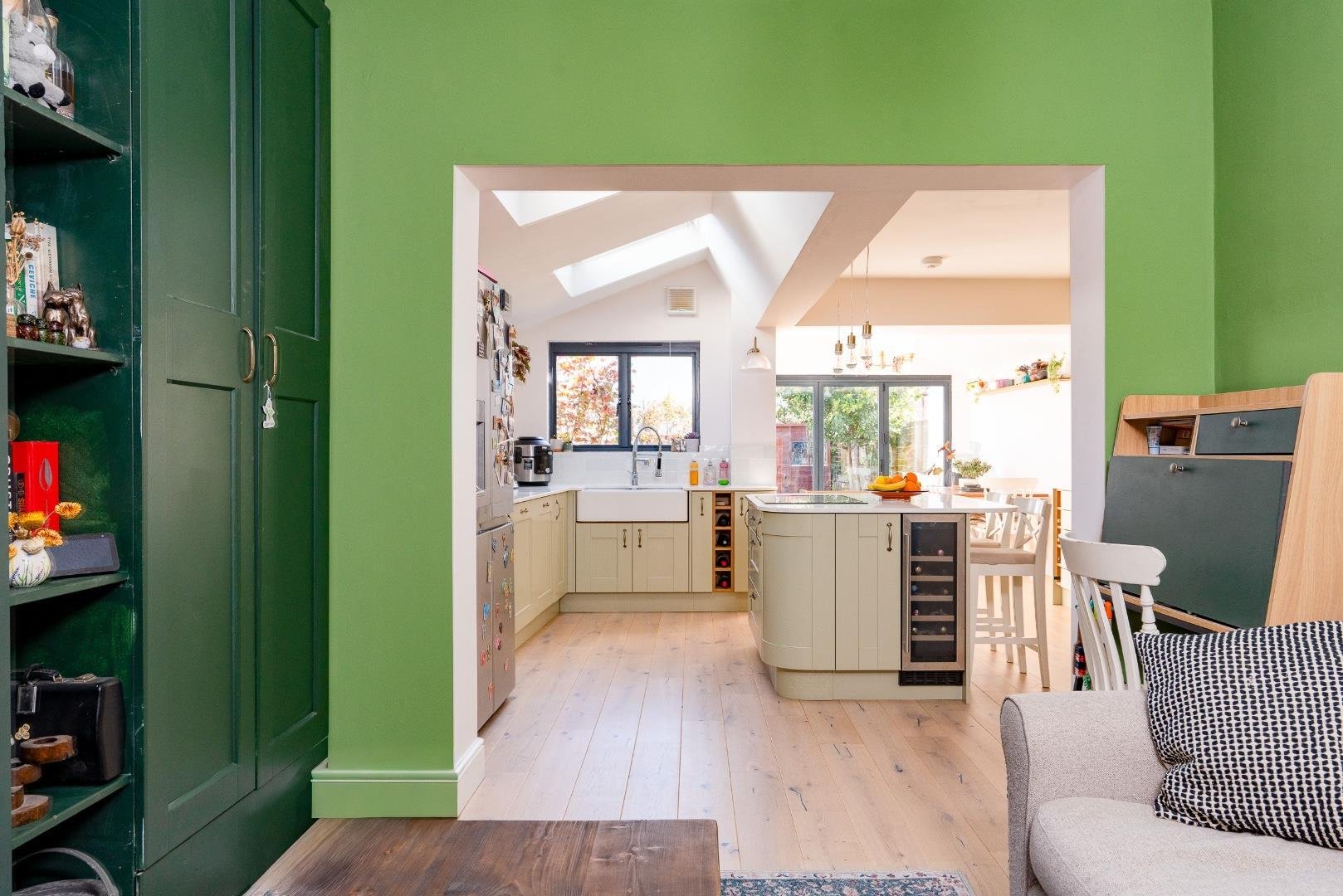 Coronation road southville 34595716 olh04559 hdr edit