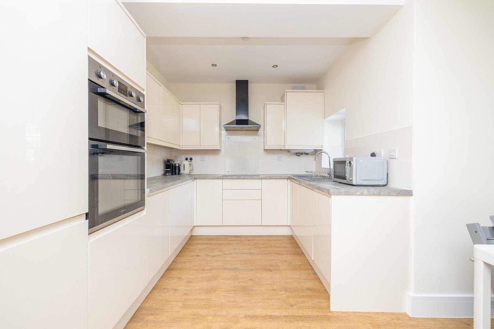 Cotham road cotham 33879720 00017 cd7 a7739