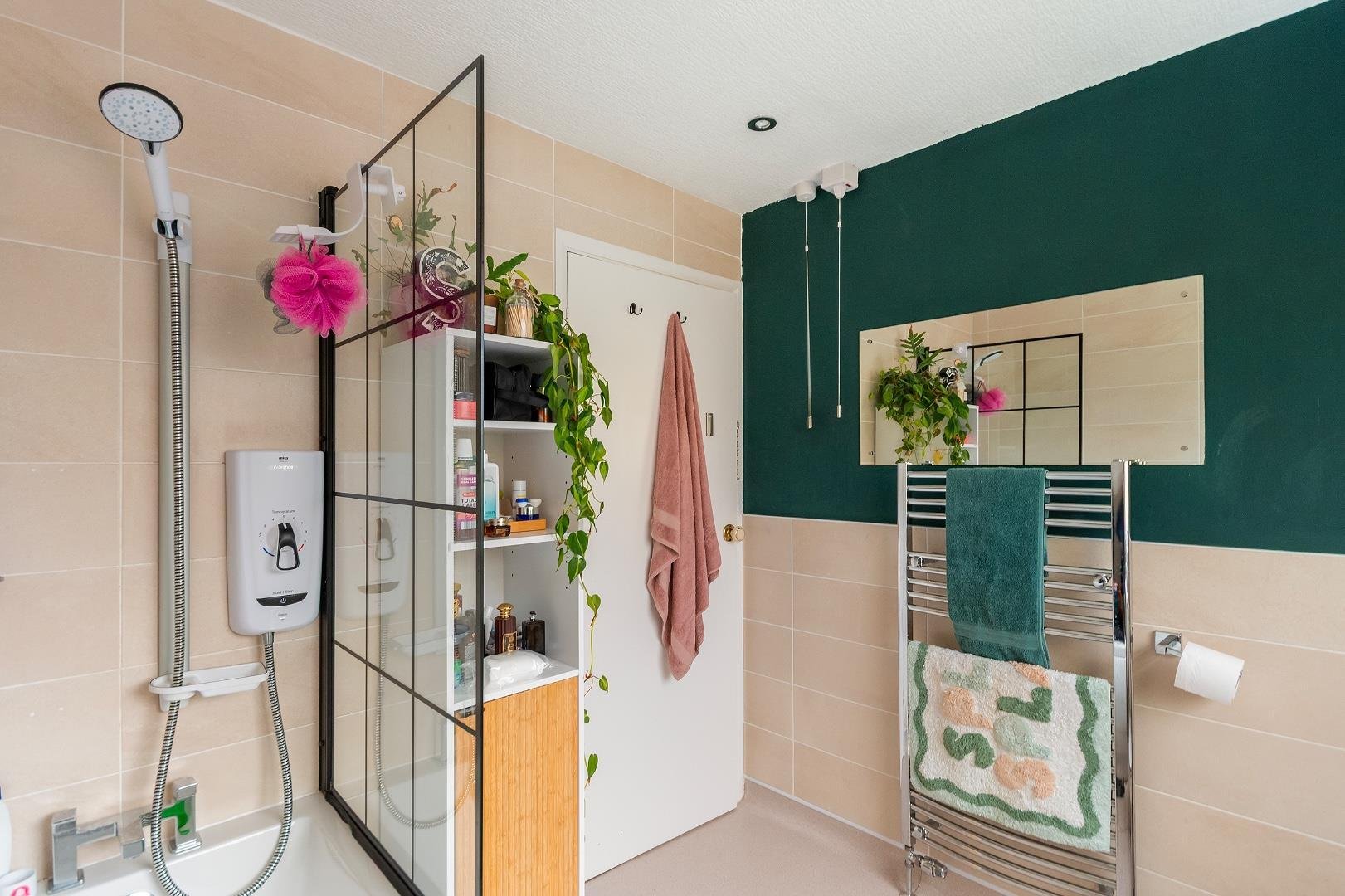 Courtfield grove fishponds 34964452 1 c2 gfs bathroom a