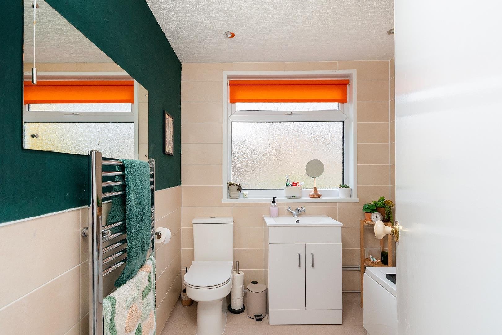 Courtfield grove fishponds 34964452 1 c2 gfs bathroom c