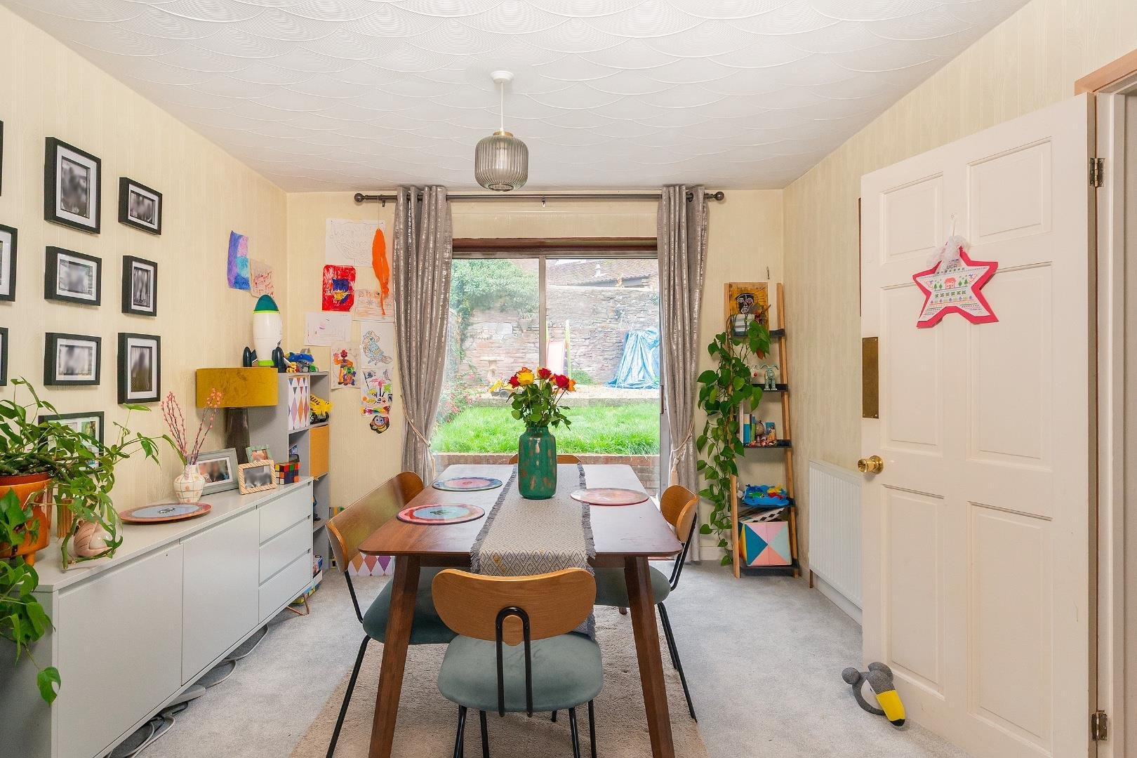 Courtfield grove fishponds 34964452 1 c2 gfs dining room b