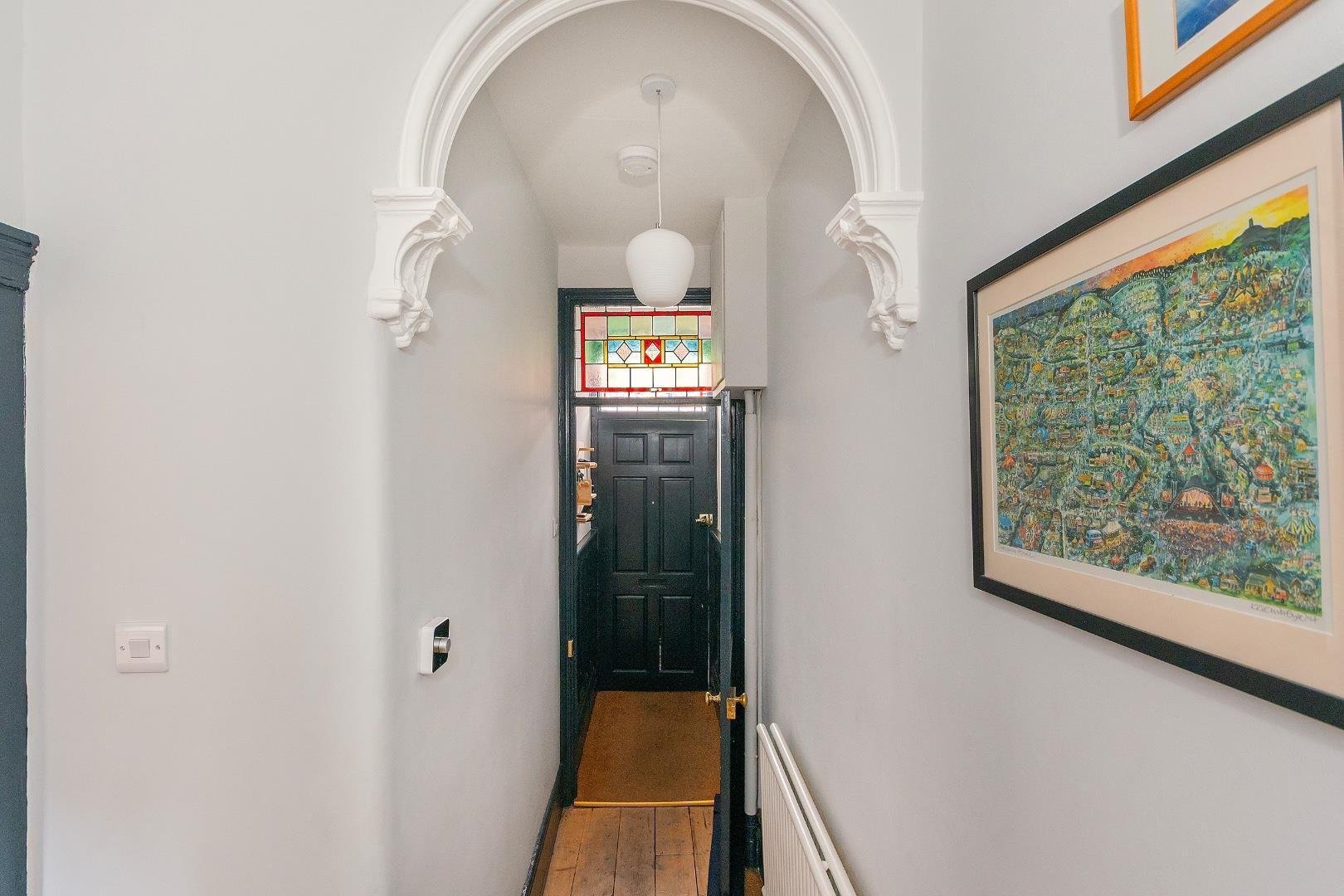 Daisy road greenbank 34841526 2 d7 rgk hallway a