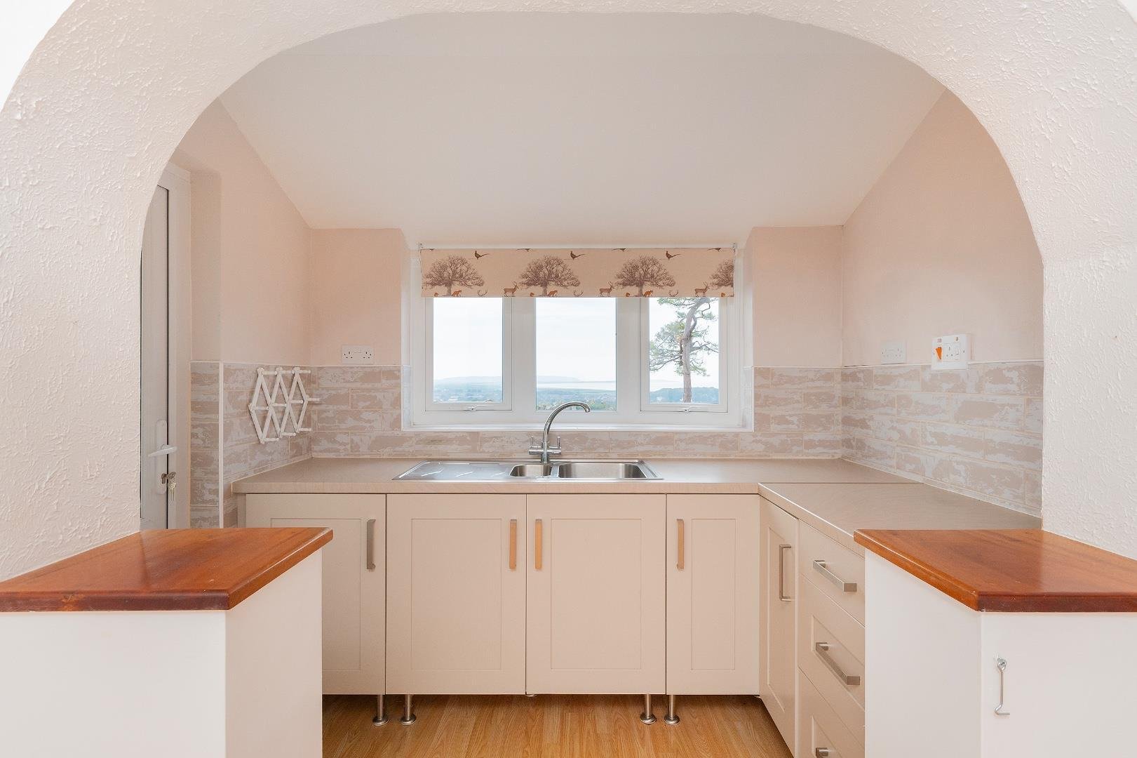 Dial hill road clevedon 34227223 2 d5 hrcn kitchen e