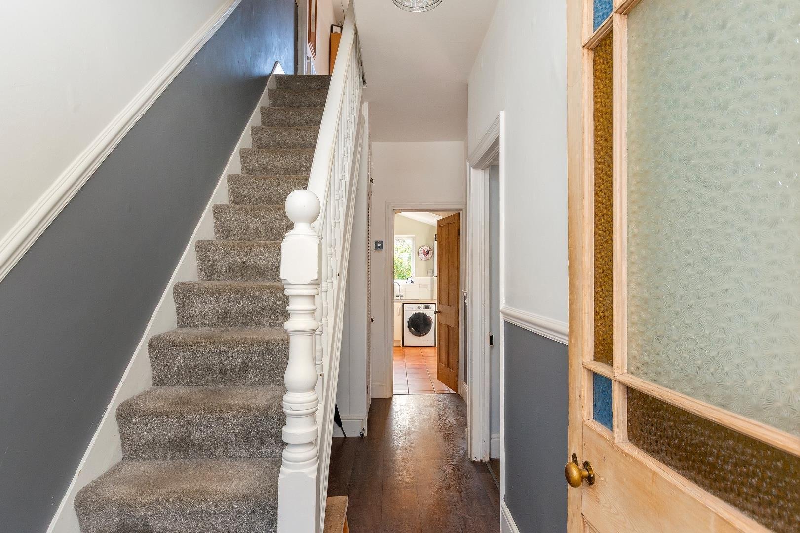 Doone road horfield 34776564 4 d4 rhd hallway b
