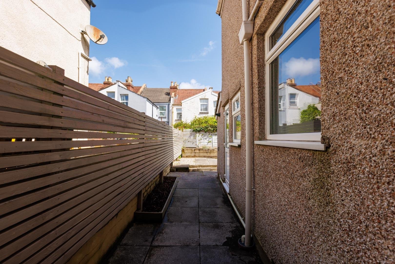 Douglas road horfield 34693662 21 douglas road bs7 24