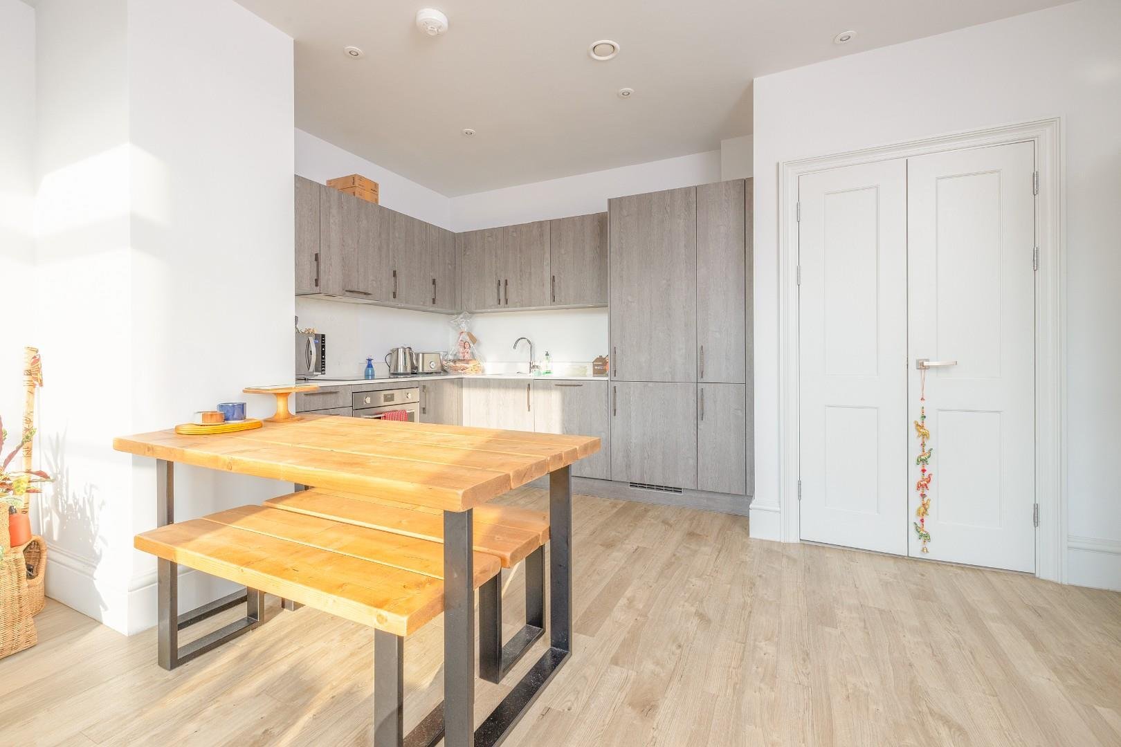 East street bedminster 34919613 cd7 a9344